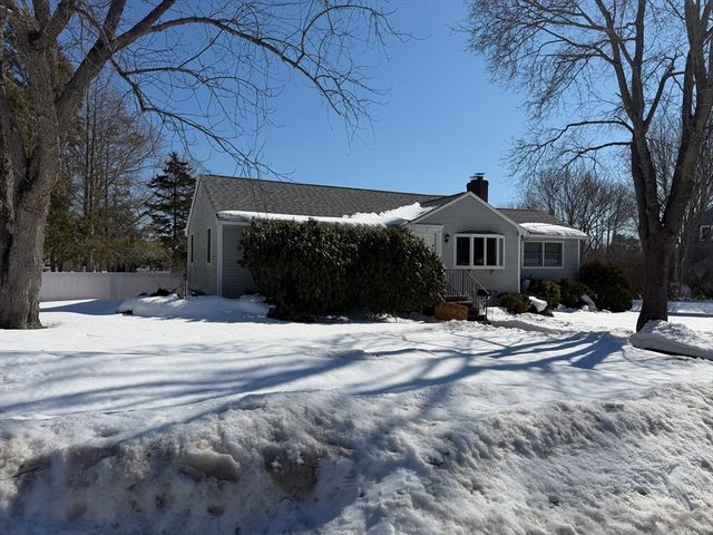 2 Sachem Road, Peabody, MA 01960