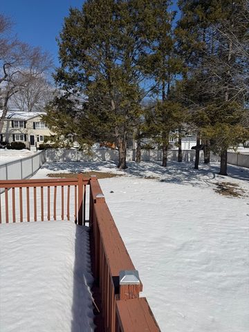 2 Sachem Road, Peabody, MA 01960