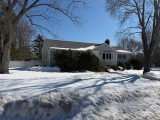 2 Sachem Road, Peabody, MA 01960