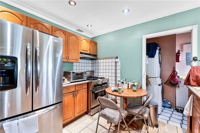 406 N Rampart Boulevard, Los Angeles, CA 90026