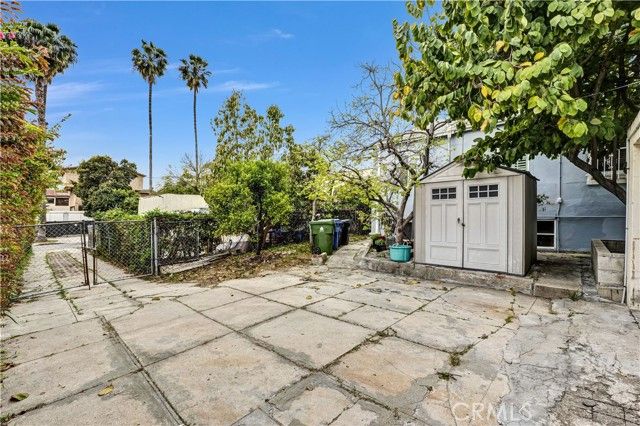 406 N Rampart Boulevard, Los Angeles, CA 90026