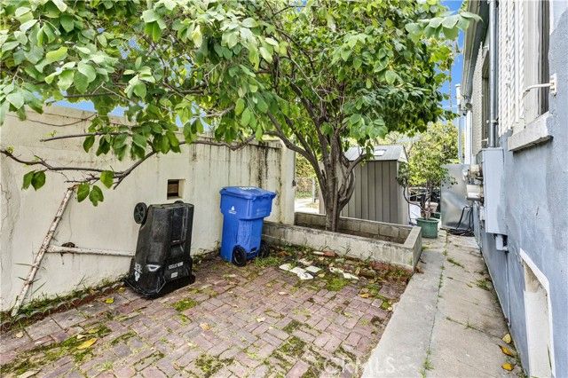 406 N Rampart Boulevard, Los Angeles, CA 90026