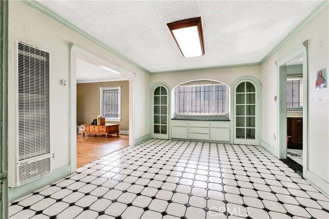 406 N Rampart Boulevard, Los Angeles, CA 90026