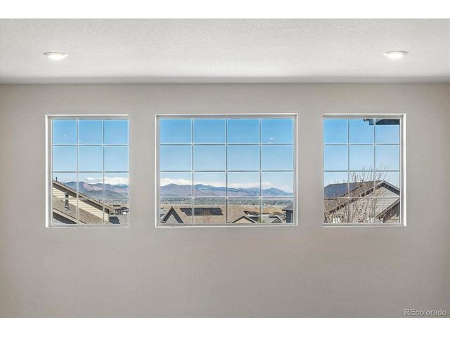 9555 Williamsburg St, Littleton, CO 80125