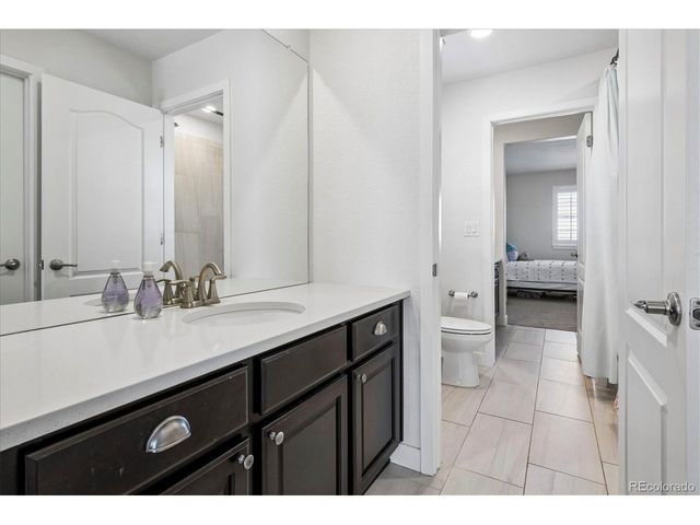 9555 Williamsburg St, Littleton, CO 80125