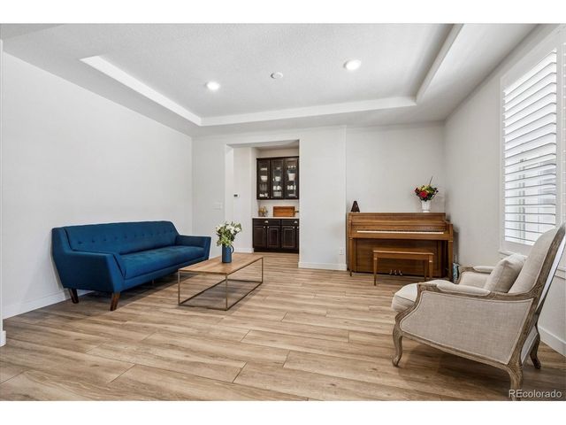 9555 Williamsburg St, Littleton, CO 80125