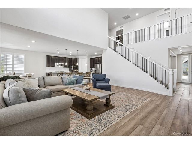 9555 Williamsburg St, Littleton, CO 80125