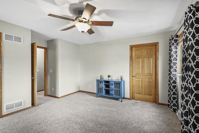 749 Westlawn Drive, Cottage Grove, WI 53527