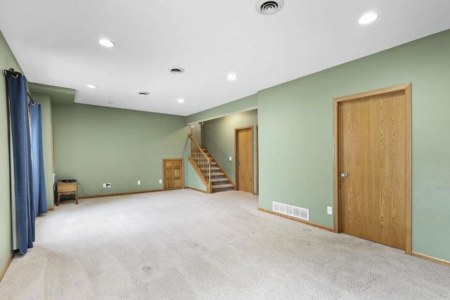 749 Westlawn Drive, Cottage Grove, WI 53527