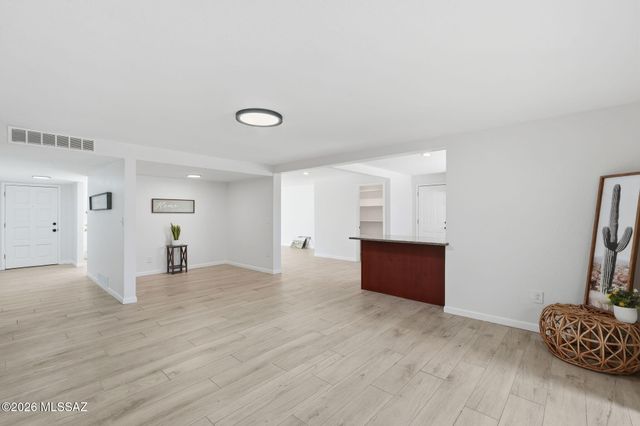 3331 N Camino Los Brazos, Tucson, AZ 85750