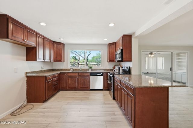 3331 N Camino Los Brazos, Tucson, AZ 85750