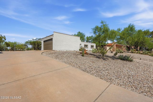 3331 N Camino Los Brazos, Tucson, AZ 85750