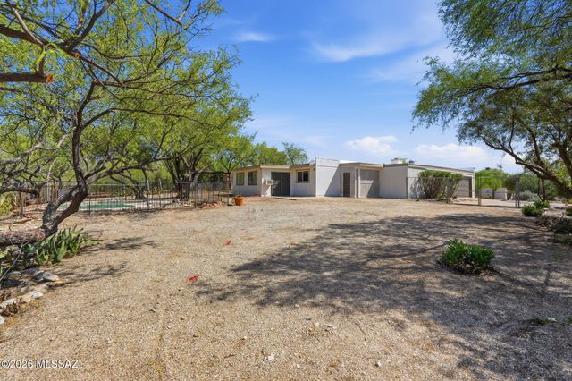 3331 N Camino Los Brazos, Tucson, AZ 85750