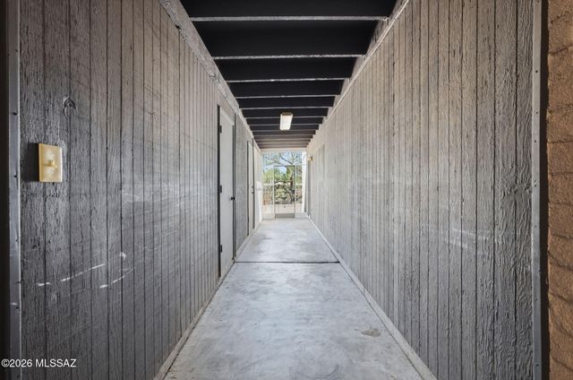 3331 N Camino Los Brazos, Tucson, AZ 85750