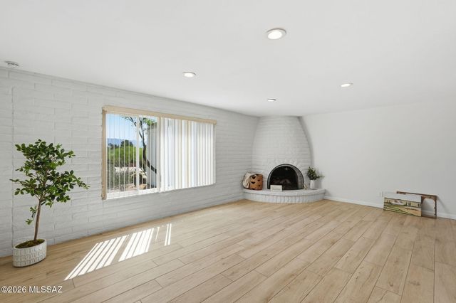 3331 N Camino Los Brazos, Tucson, AZ 85750