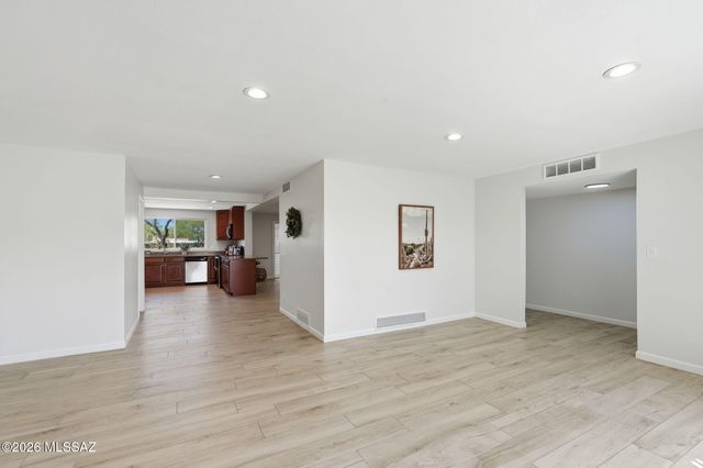 3331 N Camino Los Brazos, Tucson, AZ 85750