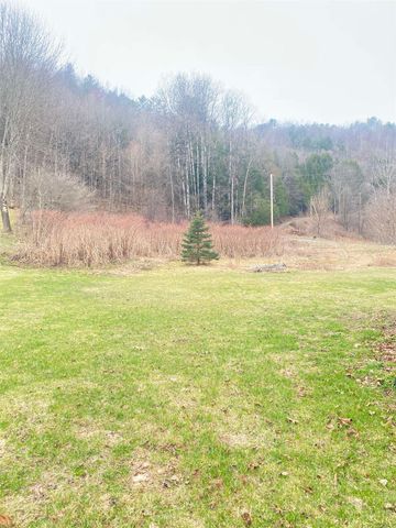 136 Store Hill Road, Bethel, VT 05032