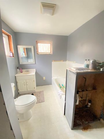 136 Store Hill Road, Bethel, VT 05032