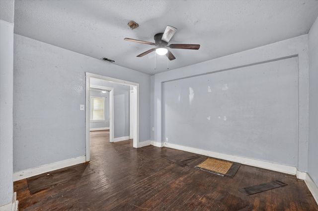 2813 E E. Rosedale Street, Fort Worth, TX 76105