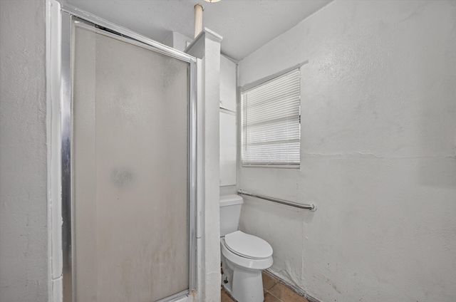 2813 E E. Rosedale Street, Fort Worth, TX 76105