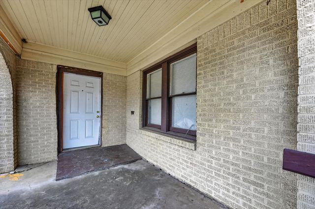 2813 E E. Rosedale Street, Fort Worth, TX 76105