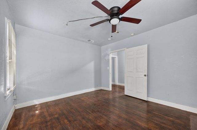 2813 E E. Rosedale Street, Fort Worth, TX 76105