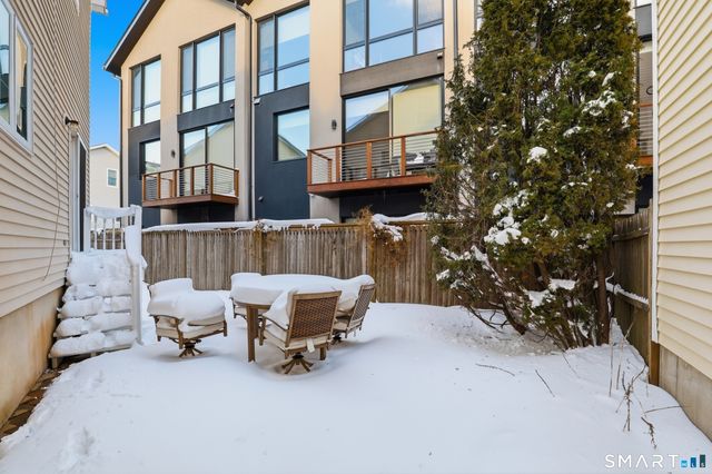 7 Dora Street 7, Stamford, CT 06902