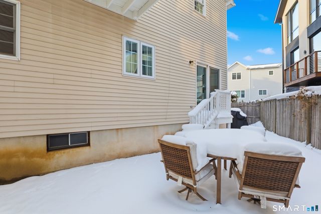 7 Dora Street 7, Stamford, CT 06902