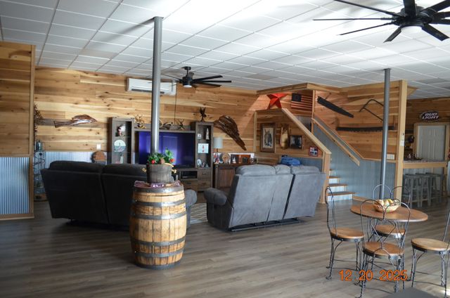 124 Eagle Nest Ct, Dover, TN 37058