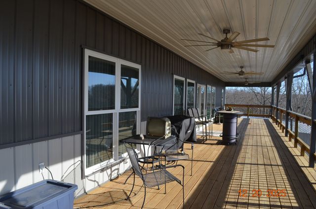 124 Eagle Nest Ct, Dover, TN 37058