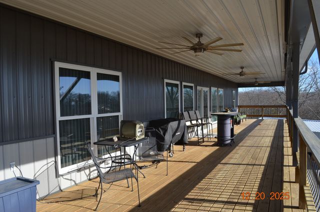 124 Eagle Nest Ct, Dover, TN 37058