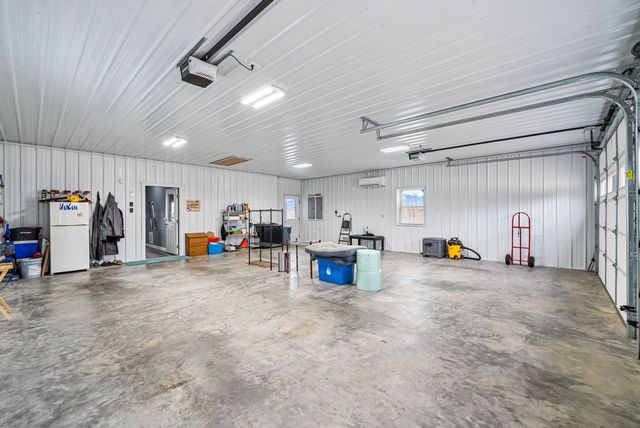 124 Eagle Nest Ct, Dover, TN 37058