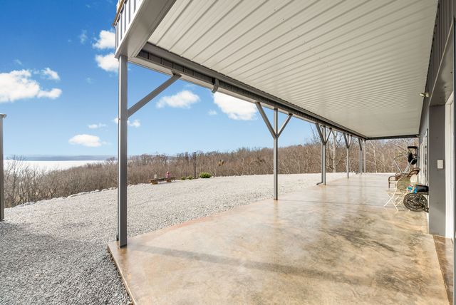 124 Eagle Nest Ct, Dover, TN 37058