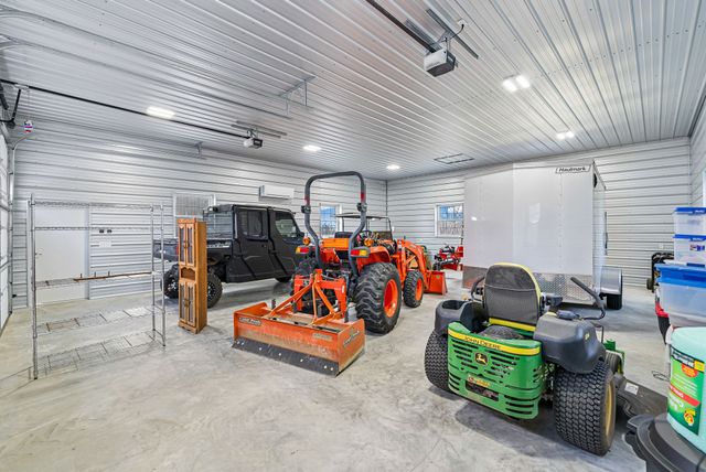 124 Eagle Nest Ct, Dover, TN 37058