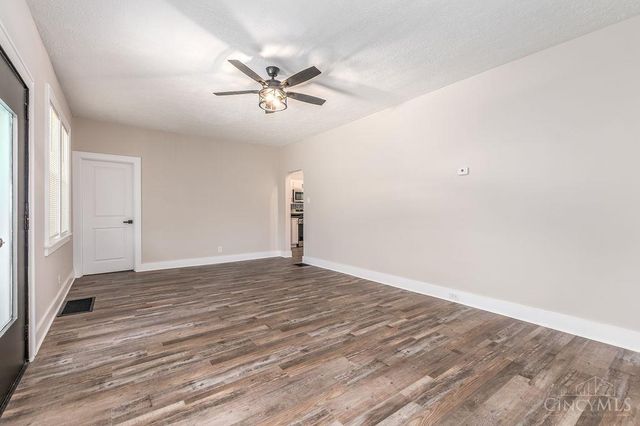 6414 Catalpa Avenue, North College Hill, OH 45239