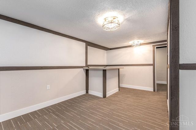 6414 Catalpa Avenue, North College Hill, OH 45239