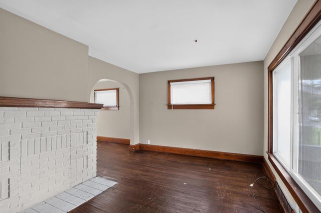 1627 Manchester Avenue, Columbus, OH 43211
