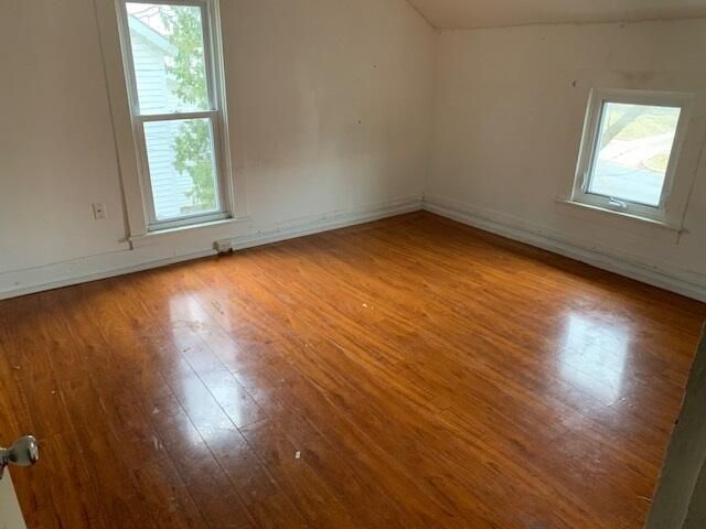 205 W Montcalm Street, Greenville, MI 48838