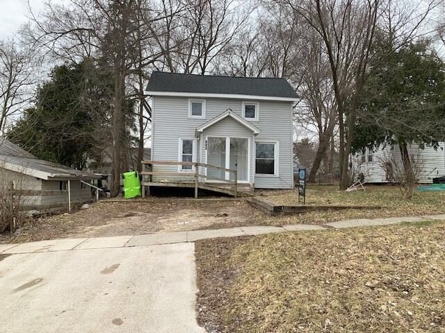 205 W Montcalm Street, Greenville, MI 48838