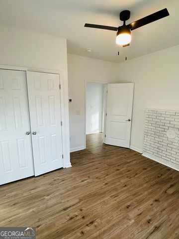 25 Fourth Street, Gainesville, GA 30504