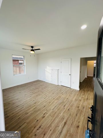 25 Fourth Street, Gainesville, GA 30504