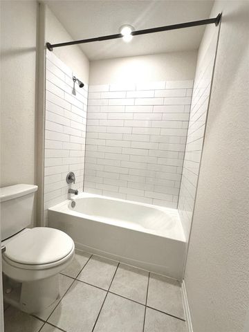 107 Exploration Way, Fate, TX 75189