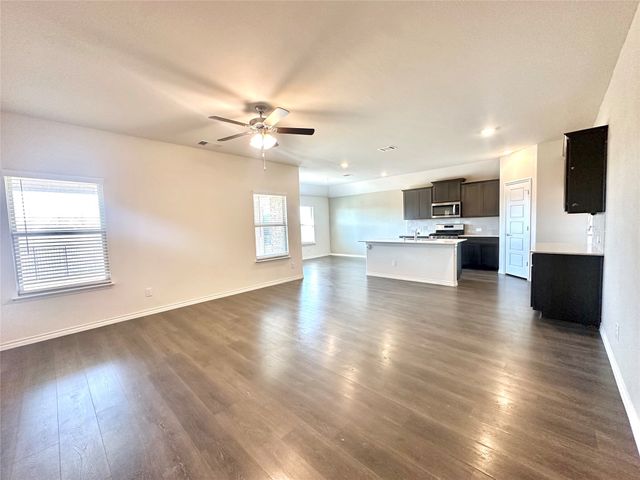 107 Exploration Way, Fate, TX 75189