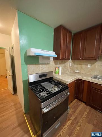 44 E Main, Paterson, NJ 07522