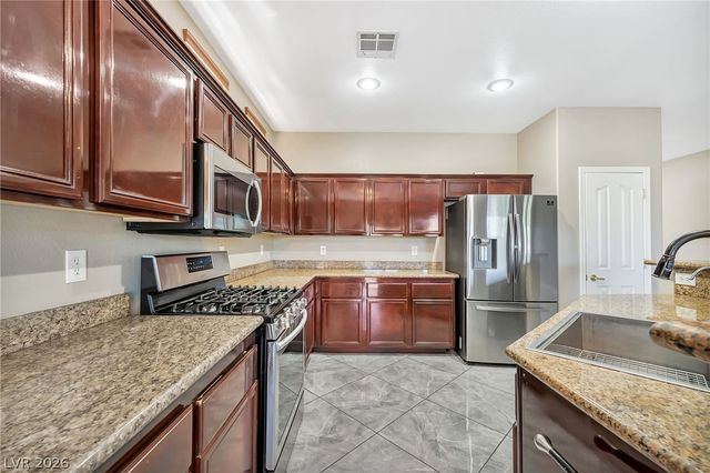 5968 Pavilion Lakes Avenue, Las Vegas, NV 89122