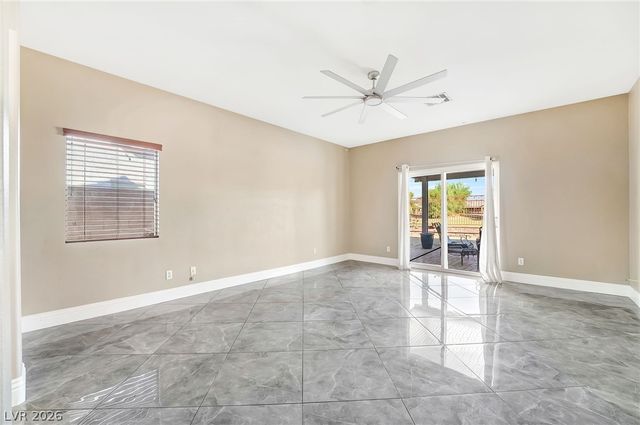 5968 Pavilion Lakes Avenue, Las Vegas, NV 89122