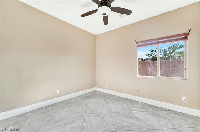 5968 Pavilion Lakes Avenue, Las Vegas, NV 89122