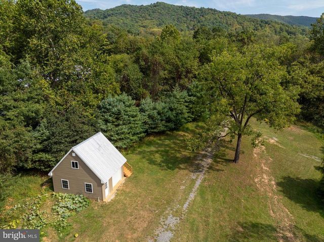 2002 BALKAMORE HILL RD, Stanley, VA 22851