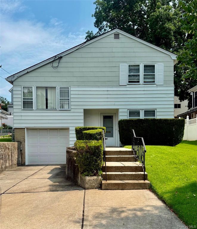 4139 248 Street, Little Neck, NY 11363