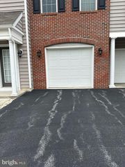 640 WHITETAIL DR, Hummelstown, PA 17036